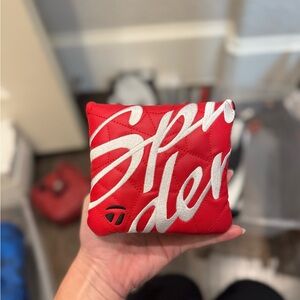 Taylormade golf Spider GT putter Headcover Square